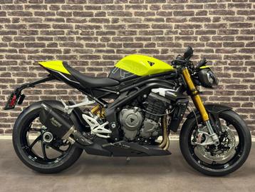 Triumph SPEED TRIPLE 1200 RX (bj 2025) beschikbaar voor biedingen