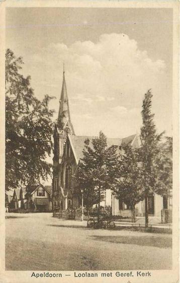 (300-498-003) Apeldoorn Loolaan met Kerk beschikbaar voor biedingen