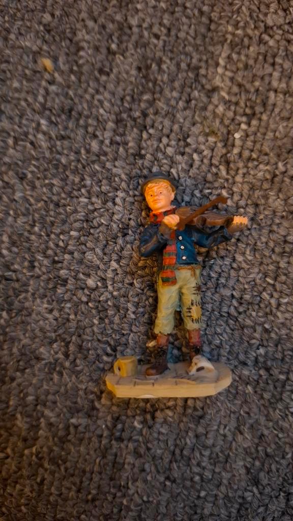 Lemax Kerstdorp Poppetje, Antiek en Kunst, Kunst | Beelden en Houtsnijwerken, Ophalen of Verzenden