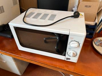 Magnetron Fairline MW3720 beschikbaar voor biedingen