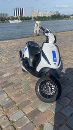 Piaggio zip 172cc brom, Fietsen en Brommers, Scooters | Piaggio, Ophalen of Verzenden, Zo goed als nieuw, Zip