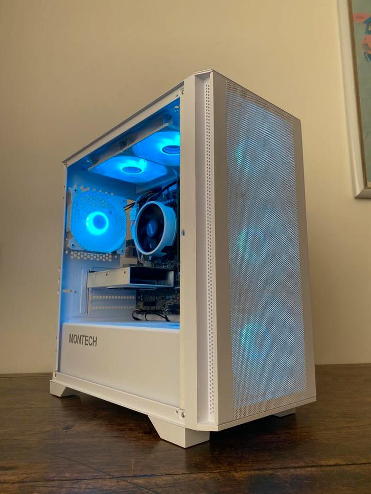 ️🥶☃️Game PC️☃️🥶 - Nvidia - AMD Ryzen 5 - 16GB - Wit - RGB, Computers en Software, Desktop Pc's, Zo goed als nieuw, 4 Ghz of meer