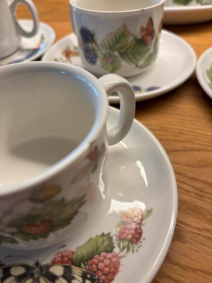 Marjolein Bastin Kop & Schotels + Gebakstel, Huis en Inrichting, Keuken | Servies, Gebruikt, Kop(pen) en/of Schotel(s), Overige stijlen