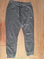 Umbro Joggingbroek Maat M Grijs, Maat 48/50 (M), Ophalen of Verzenden, Zo goed als nieuw, Grijs