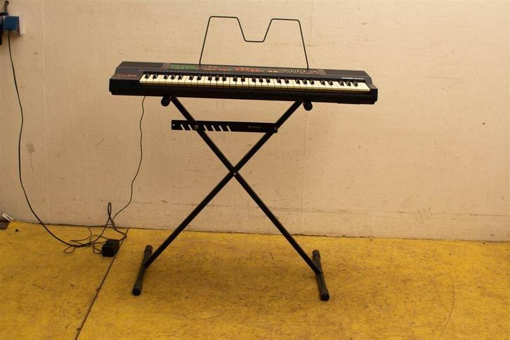 Hohner PK 100 keyboard met standaard 39621, Muziek en Instrumenten, Keyboards, Gebruikt, Casio, Met standaard, Ophalen of Verzenden