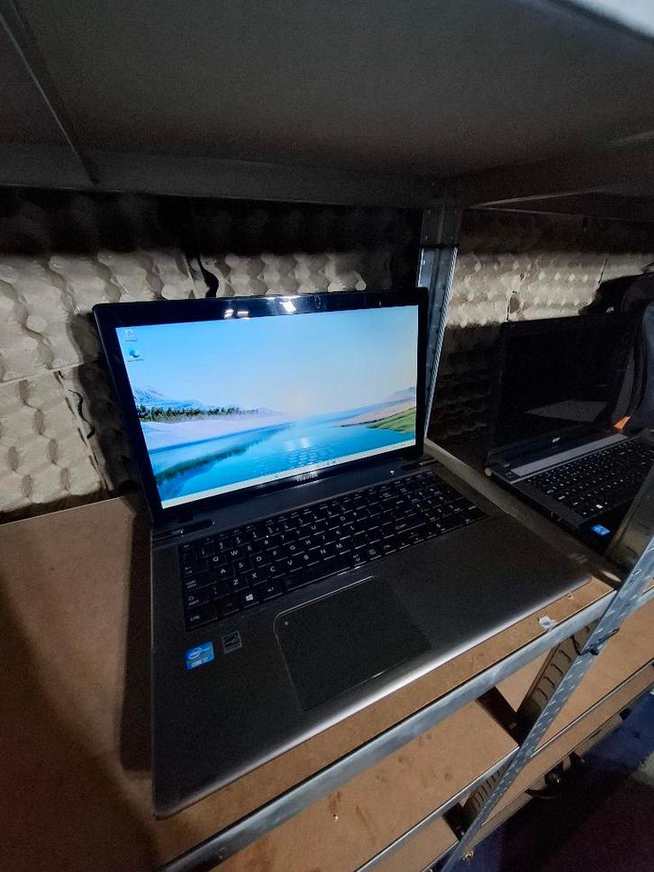 Toshiba Satelite P870, Computers en Software, Windows Laptops, Zo goed als nieuw, 17 inch of meer, SSD, 2 tot 3 Ghz, 8 GB, Qwerty