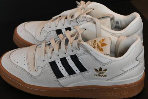 Adidas Forum 84 CL Beige Zwarte Schoenen Sneakers, Kleding | Heren, Schoenen, Zo goed als nieuw, Sneakers of Gympen, Overige kleuren