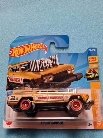 Cruise Bruiser 1:64 ( Hotwheels) beschikbaar voor biedingen