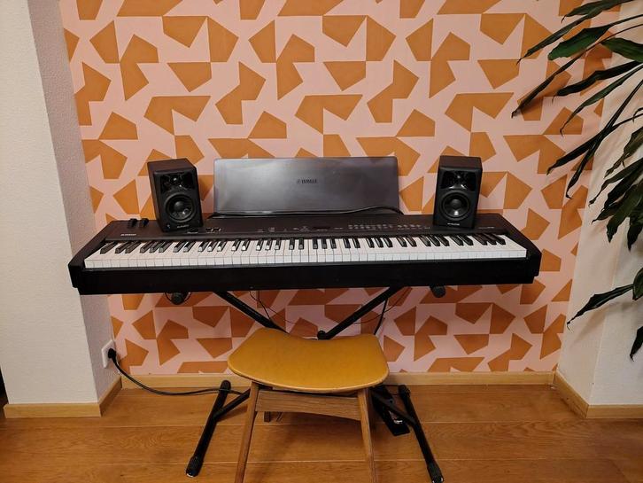 Yamaha CP33 Stage Piano + M-Audio Monitoren, Muziek en Instrumenten, Piano's, Ophalen