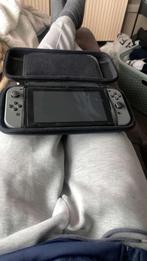 Nintendo switch, Spelcomputers en Games, Spelcomputers | Nintendo Switch, Ophalen, Met 2 controllers, Zo goed als nieuw, Switch Original