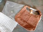 Nieuwe handtas kleur taupe tas schoudertas, Sieraden, Tassen en Uiterlijk, Tassen | Schoudertassen, Ophalen, Nieuw, Overige kleuren