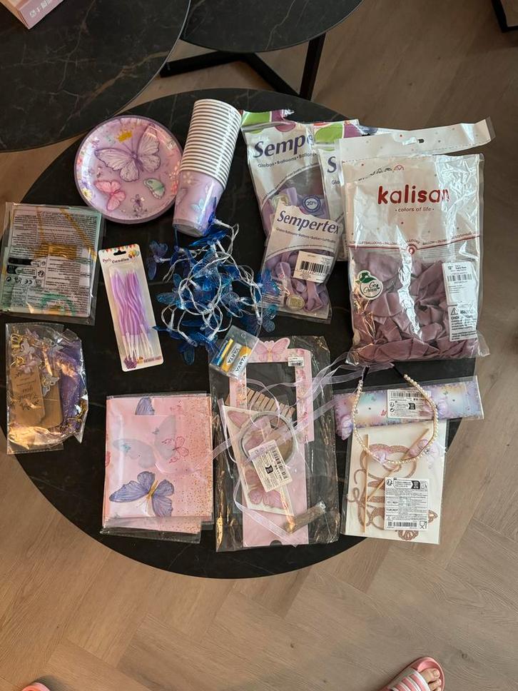 Vlinder Verjaardag Decoratie + Ballonnen, Hobby en Vrije tijd, Feestartikelen, Zo goed als nieuw, Versiering, Verjaardag, Ophalen of Verzenden