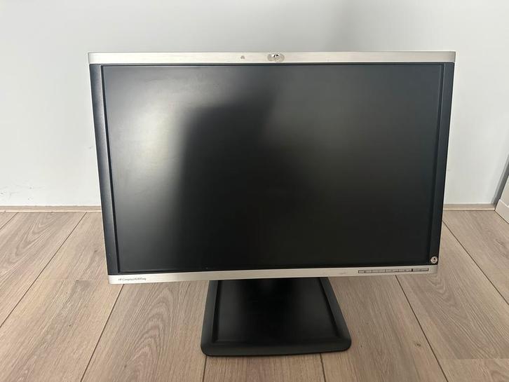 Beeldscherm HP LA2405wg 24 inch LCD, Computers en Software, Monitoren, Gebruikt, 60 Hz of minder, DisplayPort, In hoogte verstelbaar