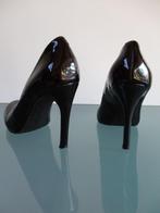 GRATIS VERZENDEN | DUNE lak bruine pumps 38, Bruin, Verzenden, Zo goed als nieuw, Schoenen met hoge hakken