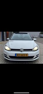 Volkswagen Golf 1.4 TSI 103KW DSG 2013 Wit BOMVOL OPTIES!!!, Auto's, 65 €/maand, 4 cilinders, Wit, 1395 cc