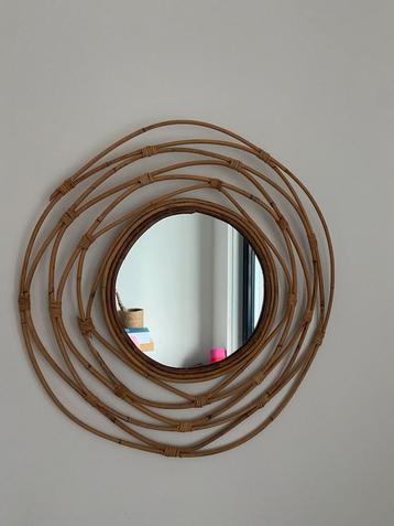 Drie rotan boho stijl spiegels - mirrors beschikbaar voor biedingen