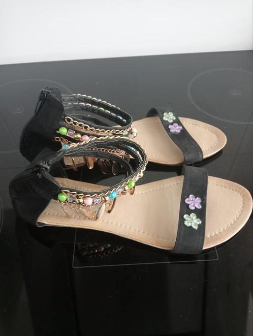 ZGAN: Leuke bohemian zomersandaaltjes met hielrits maat 38, Kleding | Dames, Schoenen, Zo goed als nieuw, Sandalen of Muiltjes