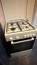 Gasfornuis, Witgoed en Apparatuur, Fornuizen, Ophalen, 4 kookzones, Zo goed als nieuw, Gas
