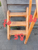 Kleine vurenhout trapje, Doe-het-zelf en Verbouw, Ladders en Trappen, Ophalen, Minder dan 2 meter