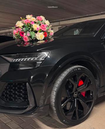 Autobloemstuk autobloem trouwauto corsages bruidsboeket beschikbaar voor biedingen