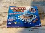 Monopoly junior elektronisch bankieren [s636], Hobby en Vrije tijd, Gezelschapsspellen | Bordspellen, Ophalen of Verzenden, Zo goed als nieuw