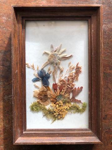 Vintage Bloemenlijst - Handgemaakt Oostenrijk beschikbaar voor biedingen