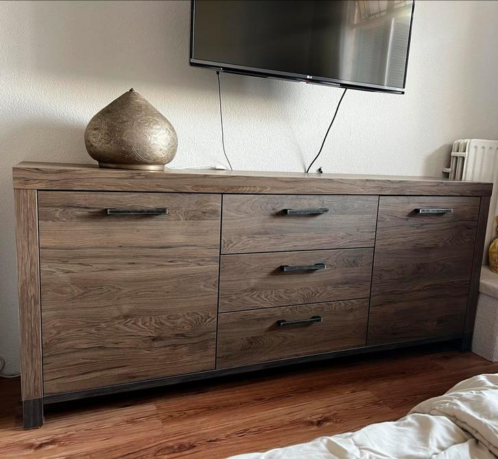 Mooie Dressoir Kast - Opbergruimte!, Huis en Inrichting, Kasten | Dressoirs, Gebruikt, 200 cm of meer, 25 tot 50 cm, Met lade(s)