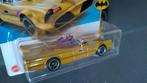 Batman Batmobile Gold 1:64 3inch Hotwheels Pol, Hobby en Vrije tijd, Modelauto's | Overige schalen, Ophalen of Verzenden, Zo goed als nieuw