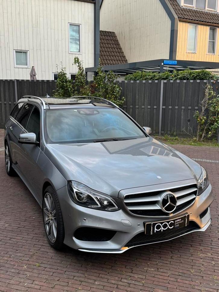 Mercedes-Benz E-klasse E500 AMG Estate 408+pk V8 Biturbo, Auto's, Mercedes-Benz, Bedrijf, E-Klasse, 360° camera, ABS, Achteruitrijcamera