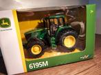 Te koop Britains John Deere 6195M., Ophalen of Verzenden, Nieuw, Tractor of Landbouw, Britains