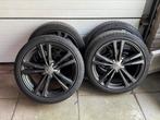 Audi S-line velgen 18 Inch (Nieuwe Pirelli banden!!!), Ophalen, 18 inch, Banden en Velgen, Nieuw