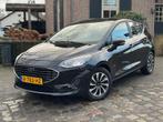 Ford Fiesta 1.0 Hybrid Titanium ecc,navi,led,pdc,sportdop, Voorwielaandrijving, 125 pk, Gebruikt, Zwart
