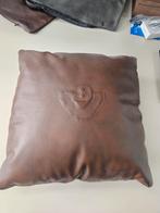 Leren V8 Scania DAF Kussenslopen - 45x45cm, Ophalen of Verzenden, Nieuw, Bruin, Vierkant