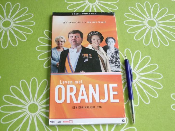 Nieuw in seal: Leven met oranje-de geschiedenis van 200 jaar, Cd's en Dvd's, Dvd's | Documentaire en Educatief, Nieuw in verpakking