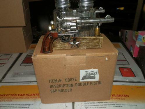 Peper en Zoutstel Double Pistol western 13x8,5 cm, Huis en Inrichting, Keuken | Keukenbenodigdheden, Nieuw, Ophalen of Verzenden