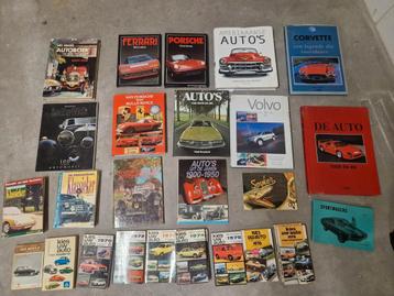 Historische autoboeken, tijdschriften en folders   beschikbaar voor biedingen