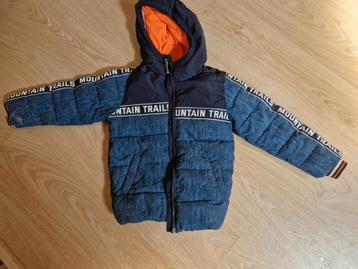Winterjas maat 110-116 beschikbaar voor biedingen