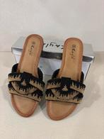 NIEUW! Mooie kayla slippers maat 36, Kleding | Dames, Schoenen, Ophalen of Verzenden, Nieuw