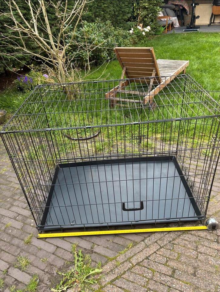 Bench voor (middel)grote hond, Dieren en Toebehoren, Hondenbenches, Ophalen