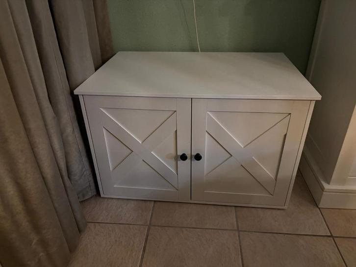 Meubel voor kattenbak, Dieren en Toebehoren, Kattenbakken, Zo goed als nieuw, Gesloten, Ophalen