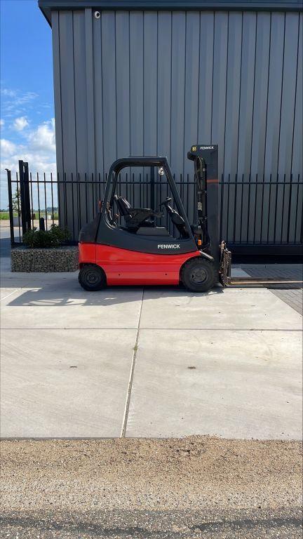 Linde e25 e25 (bj 2004), Zakelijke goederen, Machines en Bouw | Heftrucks en Intern transport, Heftruck, Elektrisch, 2000 tot 3000 kg