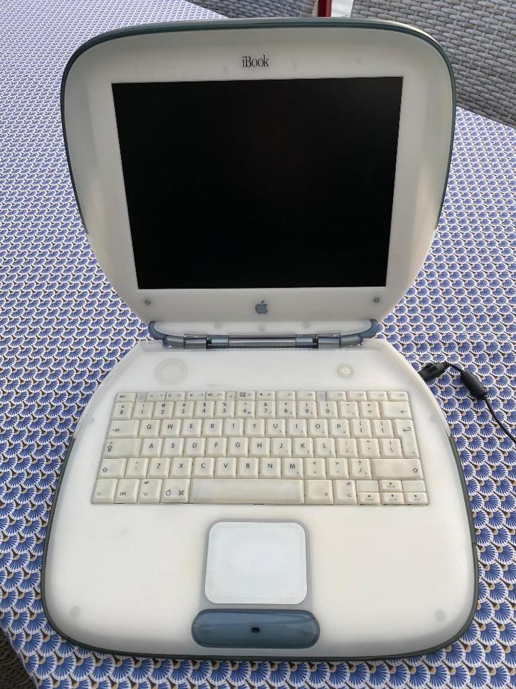 Apple iBook G3 Graphite, Computers en Software, Vintage Computers, Ophalen of Verzenden