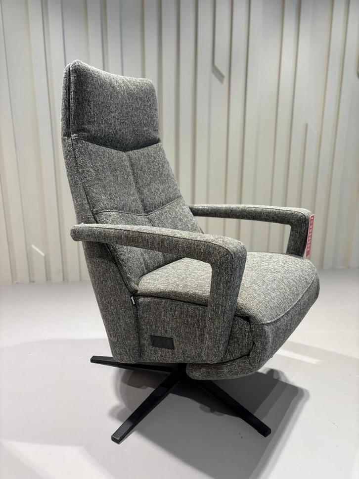 Montél relaxfauteuil met Accu - prachtige kleur groen., Huis en Inrichting, Fauteuils, Zo goed als nieuw, Stof, 75 tot 100 cm