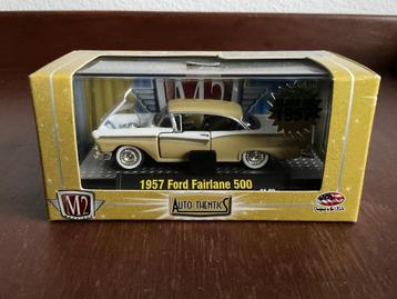 M2 1957 Ford Fairlane 500 – 1:64 beschikbaar voor biedingen