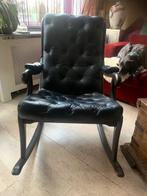 Schommelstoel retro in goede staat leder met hout, Ophalen