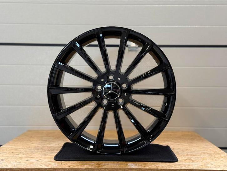 Nieuw Setje 19” Mercedes AMG Multispaak Velgen A35 A45, Auto-onderdelen, Banden en Velgen, Velg(en), All Season, 19 inch, 235 mm