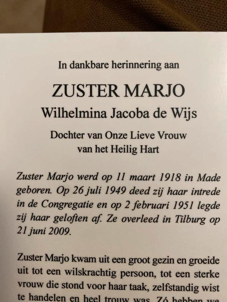 Zr M. de Wijs 1918 Made 2009 Tilburg schoolhoofd Santpoort, Verzamelen, Bidprentjes en Rouwkaarten, Ophalen of Verzenden