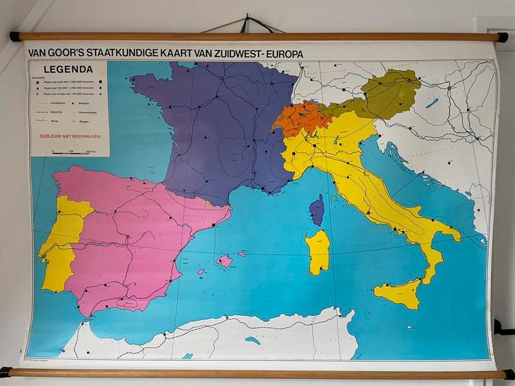 Oude schoolwandkaart Zuidwest-Europa Van Goor dubbelzijdig, Antiek en Kunst, Antiek | Schoolplaten, Aardrijkskunde, Ophalen