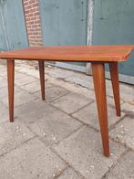 Vintage bijzettafel/salontafel. Teak/hout., Ophalen, Hout