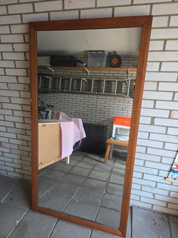 Mooie grote vintage spiegel 155 x 83 cm beschikbaar voor biedingen